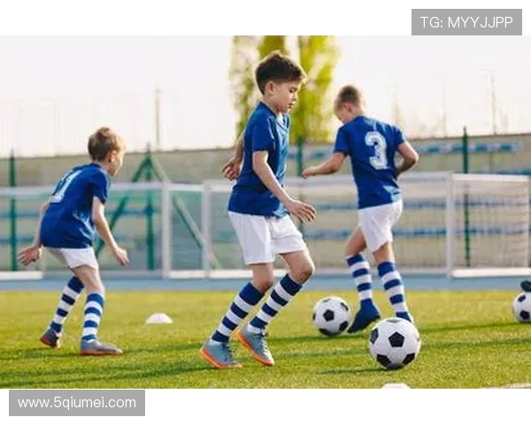 成都足球队加速转型探索新路径助力中国足球崛起